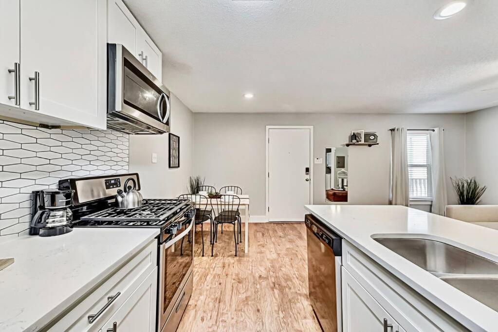 New - Near Deep Ellum + Downtown Dallas Flat Exterior foto
